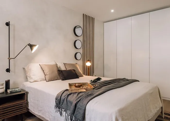 Liac - 2 Bedrooms In Alvalade * Lizbona