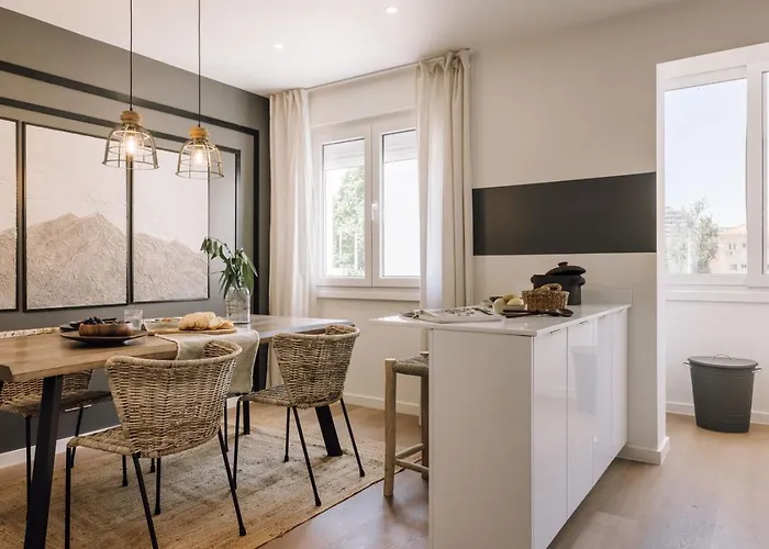 Liac - 2 Bedrooms In Alvalade Apartament