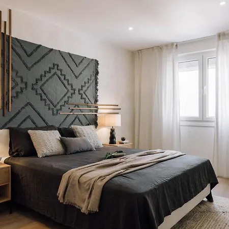 Liac - 2 Bedrooms In Alvalade Appartement Lissabon
