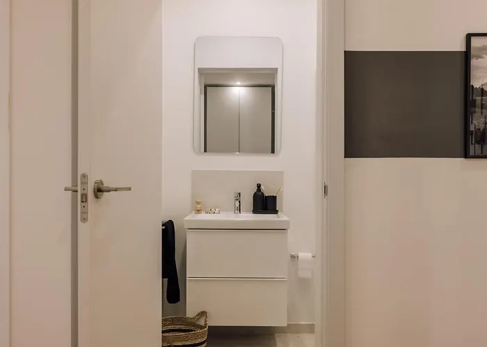 Liac - 2 Bedrooms In Alvalade Apartament