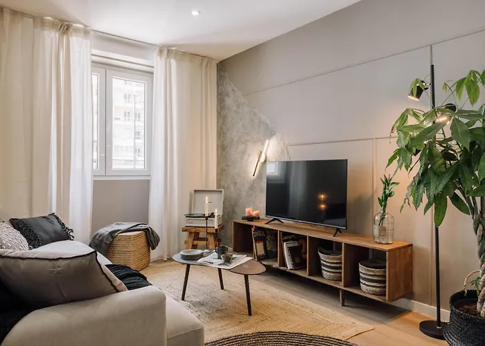 Liac - 2 Bedrooms In Alvalade Apartament